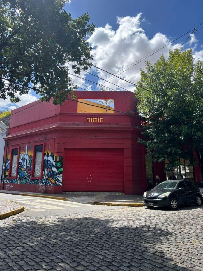 2036015896 1 768x1024